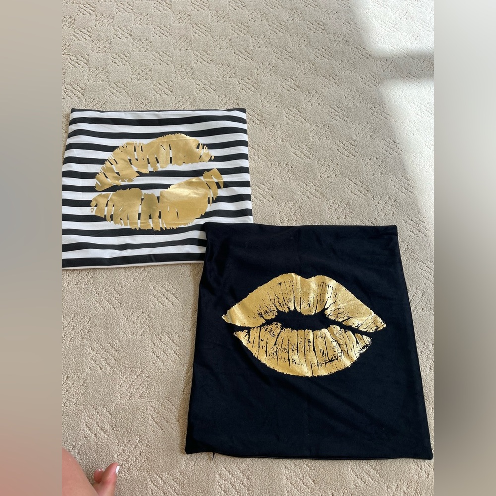 4 Pillow Cases Gold